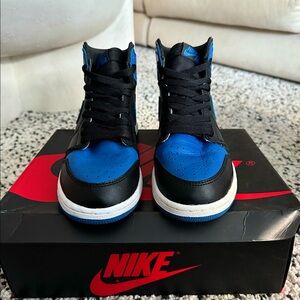 Air Jordan 1 - High OG 'Royal’ - Sz 6 boys